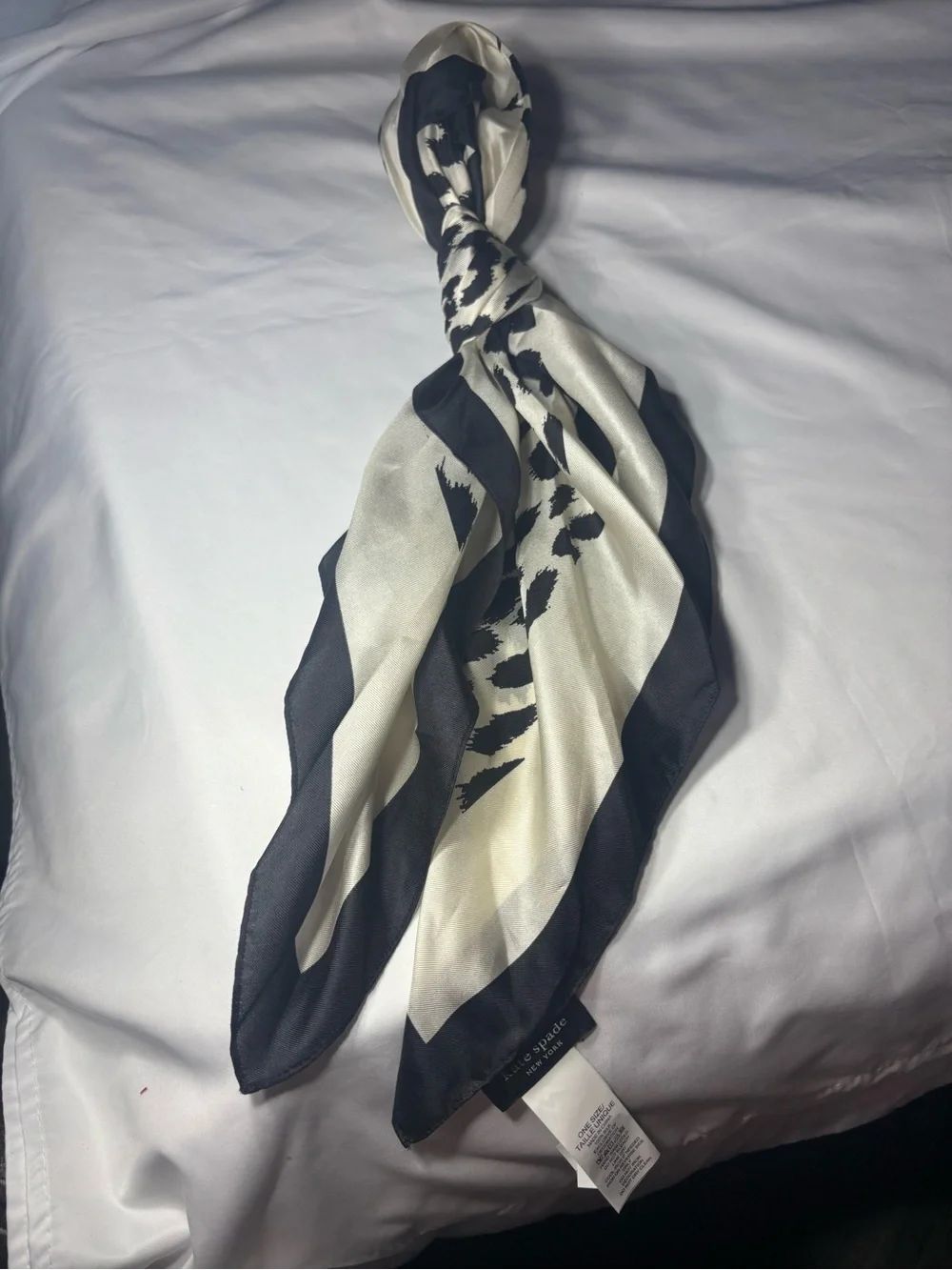 New Twilly Kate Spade Black &Cream Patterned Women's Silk Scarf 31” Animal Print